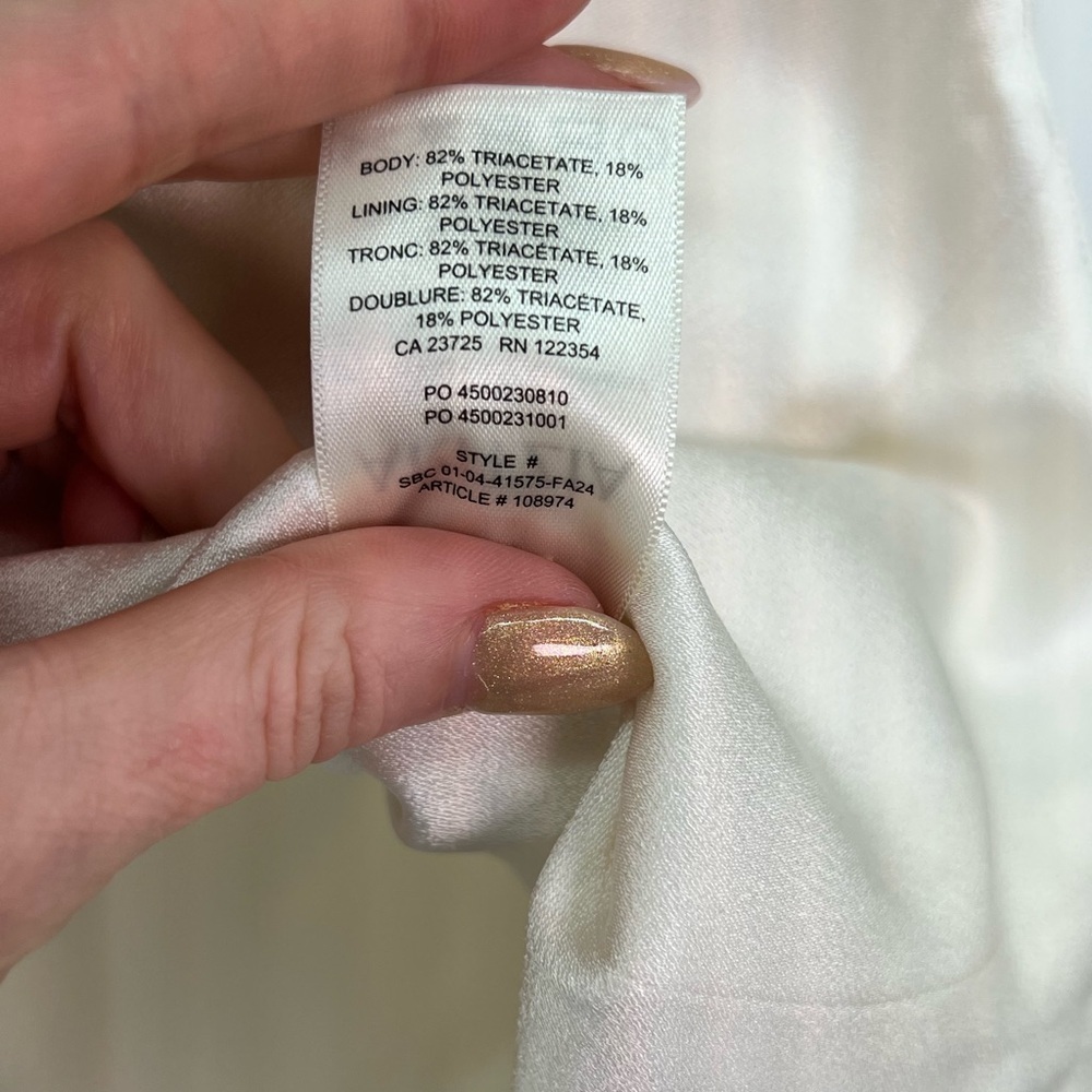 Babaton Aritzia Cream Deniro Vest Sleeveless Button Down Size 8 Eight Like New - Picture 9 of 10